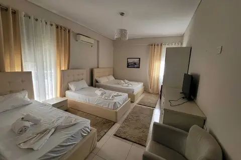Sunrays in Saranda — foto 10