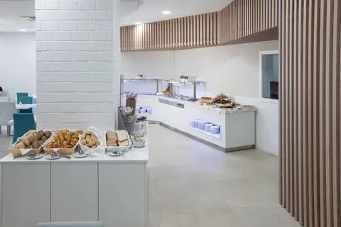 Vitor's Plaza in Portimão — foto 14