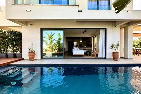 Louis Premier Pearl Villas in Protaras