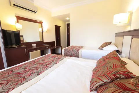 Özlem Garden Hotel in Manavgat — foto 27