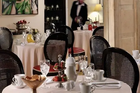 Best Western Plus Embassy Hotel in Athene — foto 3