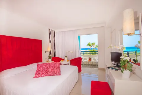 Tsokkos The Dome Beach Hotel & Resort in Ayia Napa — foto 3