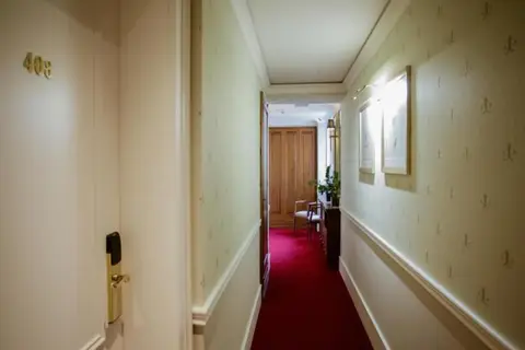 E'bel Boutique Hotel in Tirana — foto 12