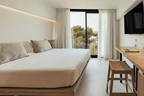 Bonito Ibiza By O Beach in Sant Antoni de Portmany — foto 13
