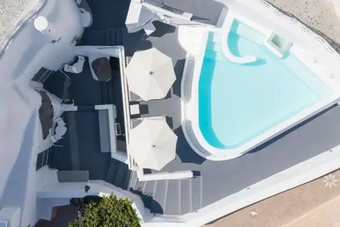 White Concept Caves in Santorini — foto 2
