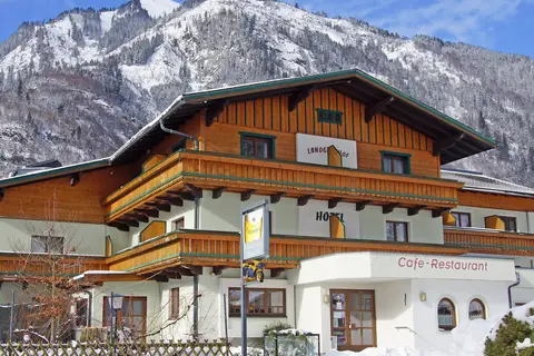 Hotel Wasserfall in Taxenbacher-Fusch