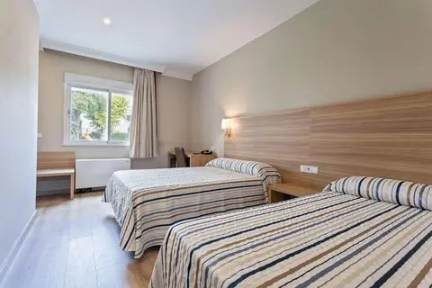 Hotel Osuna in Madrid — foto 17