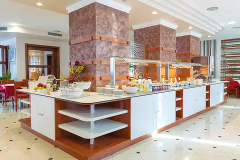 Aparthotel Tamaris in Tučepi — foto 14