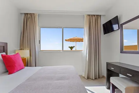 Wyndham Residences Costa Adeje in Adeje — foto 15