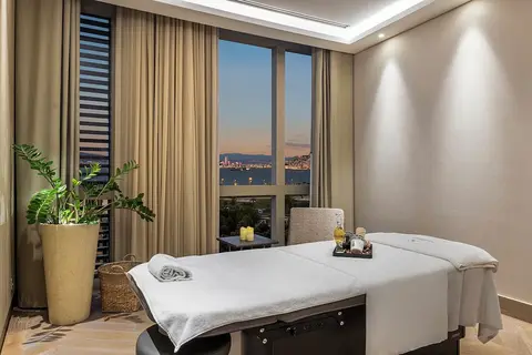 Hyatt Regency Izmir Istinye Park in Konak — foto 24