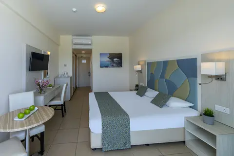 Tofinis Hotel in Ayia Napa — foto 6