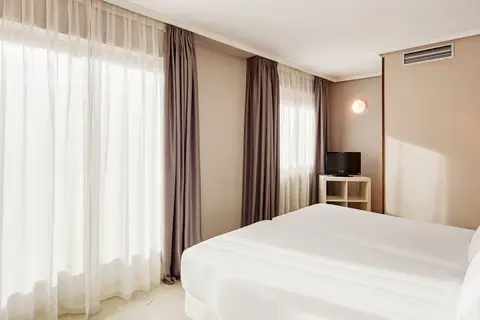 Sercotel Esentia Togumar in Madrid — foto 23