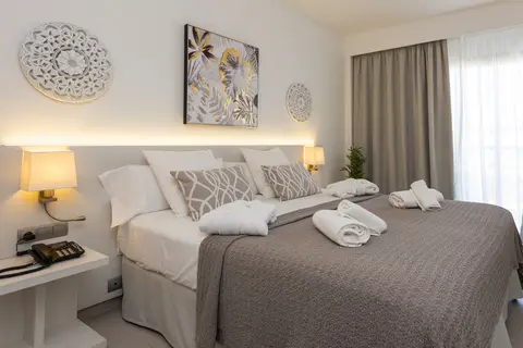 Hotel Puchet in Sant Antoni de Portmany — foto 24