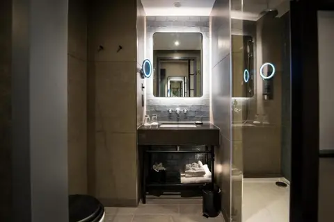 Clayton Hotel City of London in Londen — foto 9