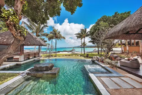 Shanti Maurice Resort & Spa in St Felix Public Beach — foto 30