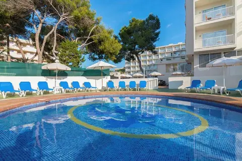 Blue Sea Coral Beach in Santa Eulària des Riu — foto 2