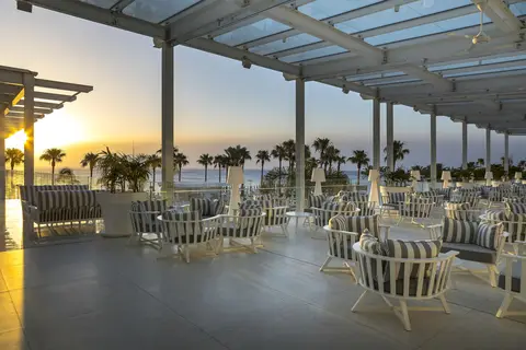 Constantinos The Great Beach Hotel in Παραλίμνι — foto 28