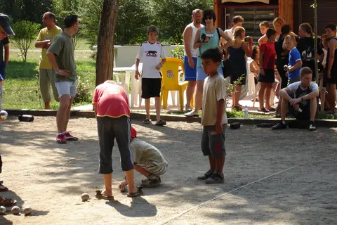 Camping L Echo Du Malpas in Monceaux-sur-Dordogne — foto 6