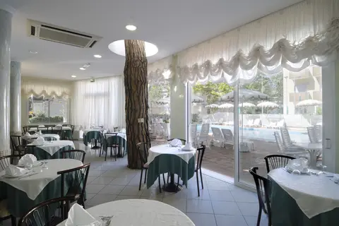 Hotel Villa dei Fiori in Rome — foto 6