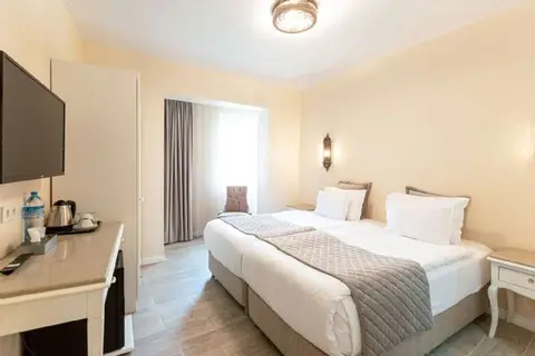 Celal Sultan Hotel in Fatih — foto 18