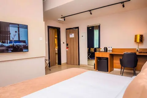 Vogo Grand Hotel in Dubai — foto 4