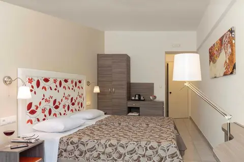 Hotel Hippocampus in Ιαλυσός — foto 3