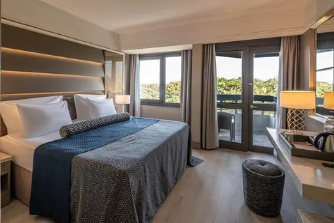 Balmy Foresta foto 2