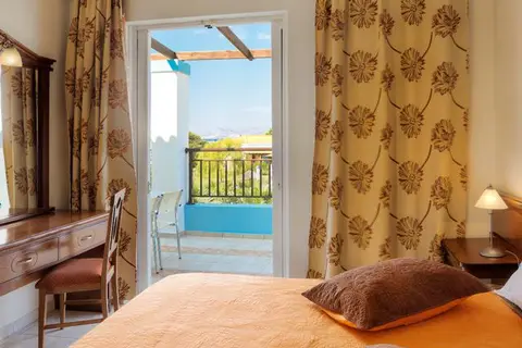 Aparthotel Corali in Ζηπάρι — foto 6