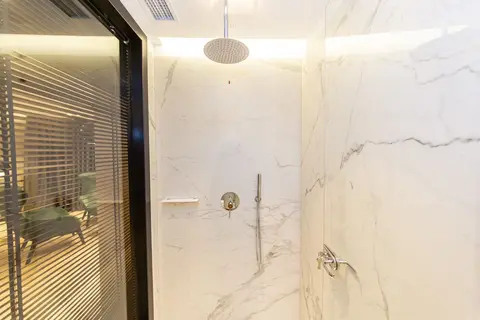 Unik Hotel in Tirana — foto 19