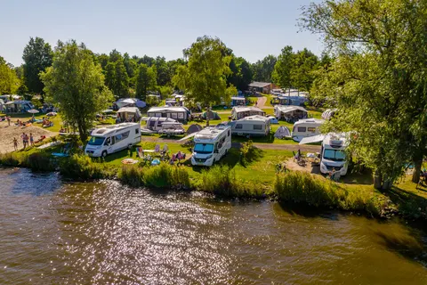 Vakantiepark Bergumermeer in Sumar — foto 26