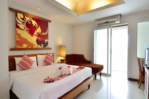 First Bungalow Beach Resort in บ้านเฉวง — foto 4