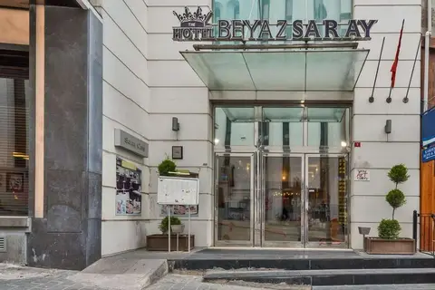 Beyaz Saray in Fatih — foto 11