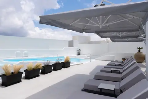 White Concept Caves in Φηρά Θήρας — foto 17