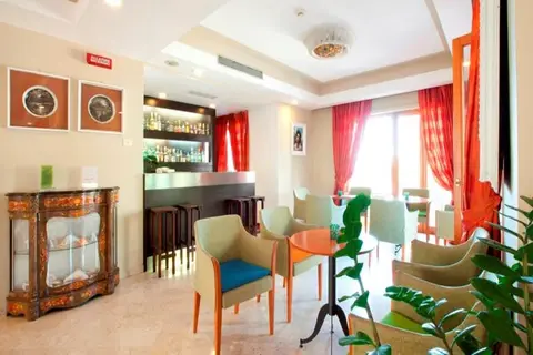 Hotel Tirrenia in Sorrento — foto 3