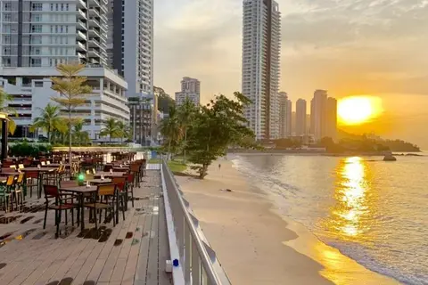 Hompton By The Beach Penang in George Town — foto 11