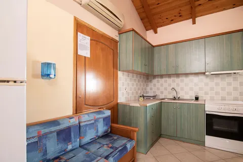 Bravo Apartments in Laganas Municipal Unit — foto 7