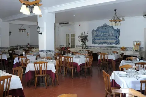 Hotel Irmãs Dominicanas - Fátima by Flagworld Hotels in Ourém — foto 7