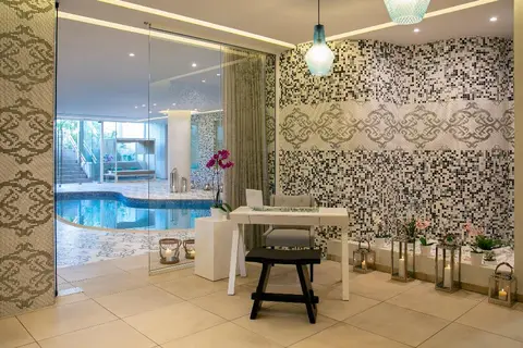 Vangelis Hotel & Suites in Παραλίμνι — foto 21