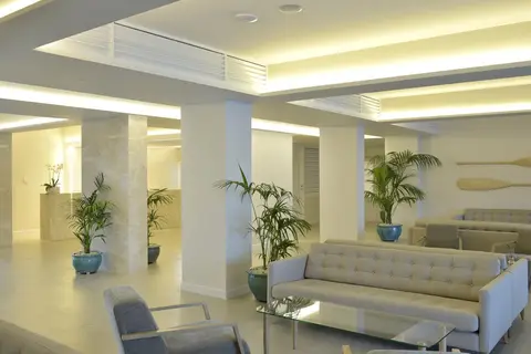 Sunrise Gardens Hotel in Παραλίμνι — foto 12