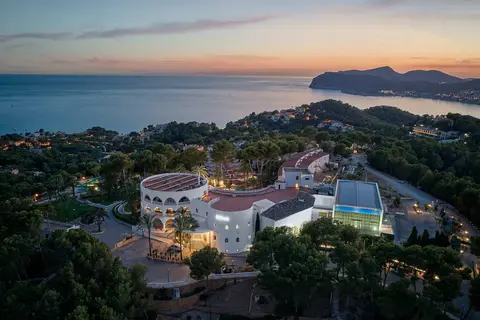 Hilton Mallorca Galatzo in Costa de la Calma — foto 2