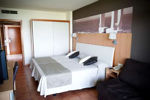 Ohtels Vila Romana in Salou — foto 26