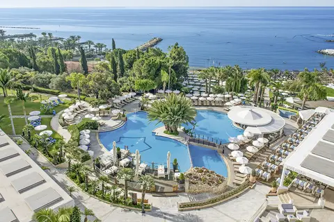 Mediterranean Beach Hotel in Agios Tychonos — foto 17