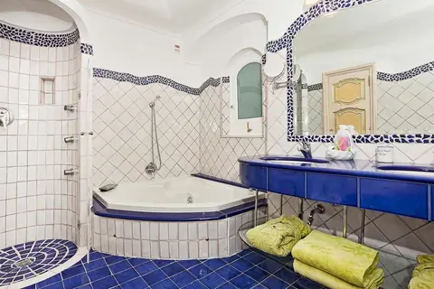 Covo dei Saraceni in Positano — foto 20