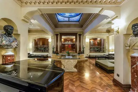 River Palace in Rome, foto 10