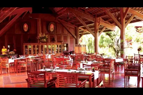 Angkor Village Hotel in Siem Reap — foto 4