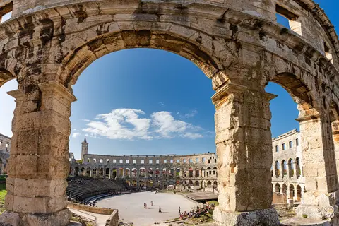 Ontdek Istrië en de Adriatische kust vanuit Pula in Pula