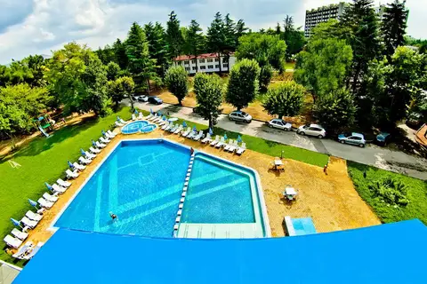 Gloria Hotel in Глория