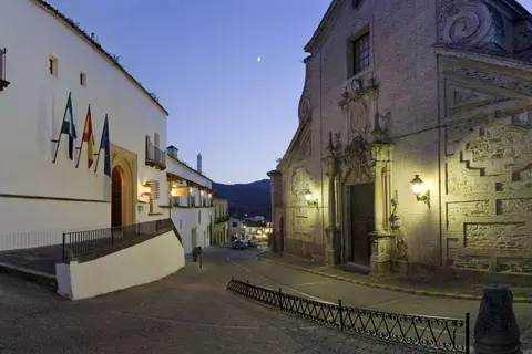 Parador de Guadalupe in Guadalupe — foto 18