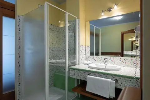 Hotel Internazionale in Torri del Benaco — foto 27