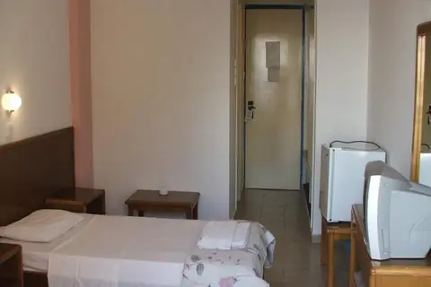Irinna Hotel in Σβορωνάτα — foto 9